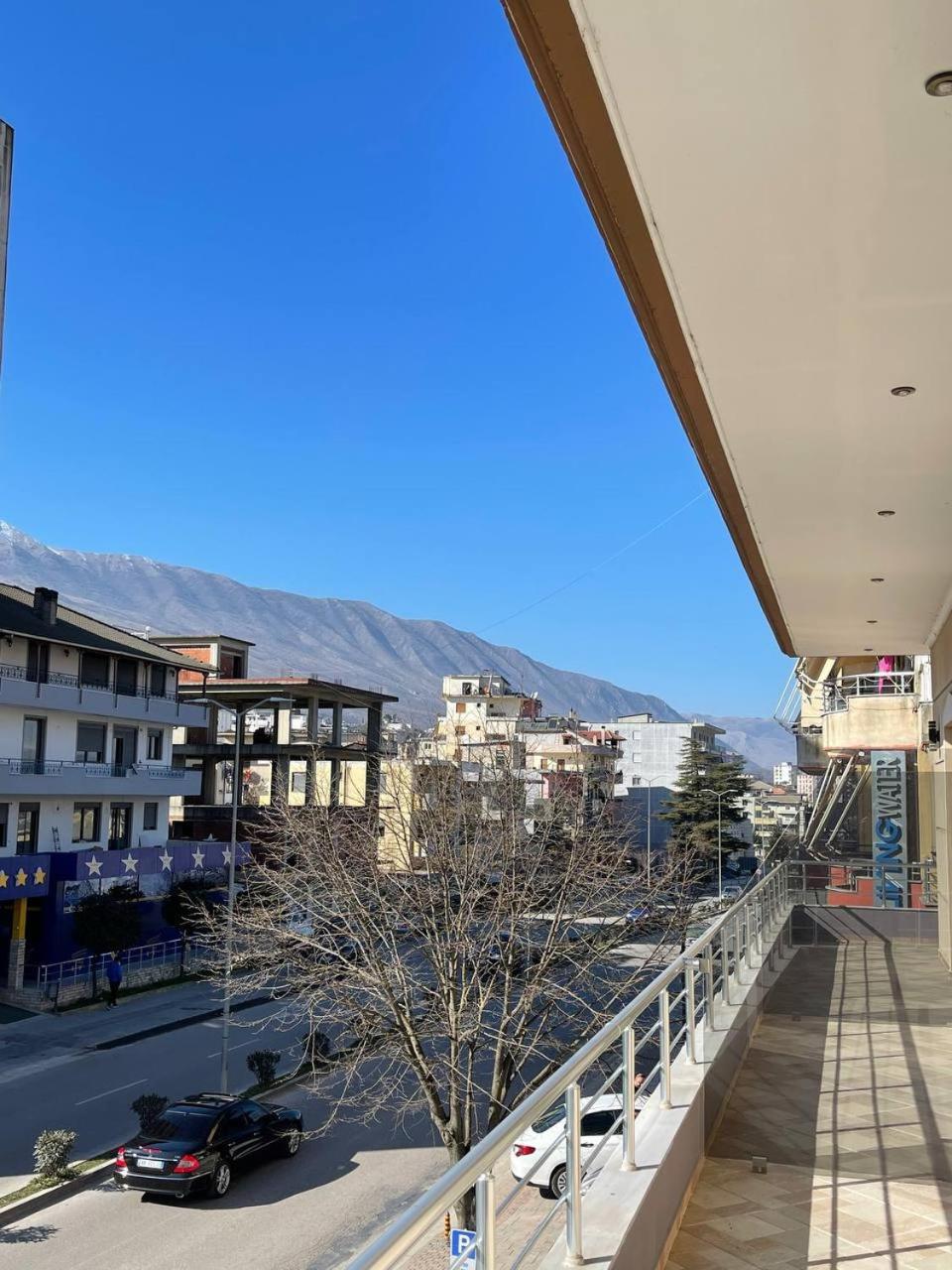 Bora Hotel Gjirokastër Exterior foto