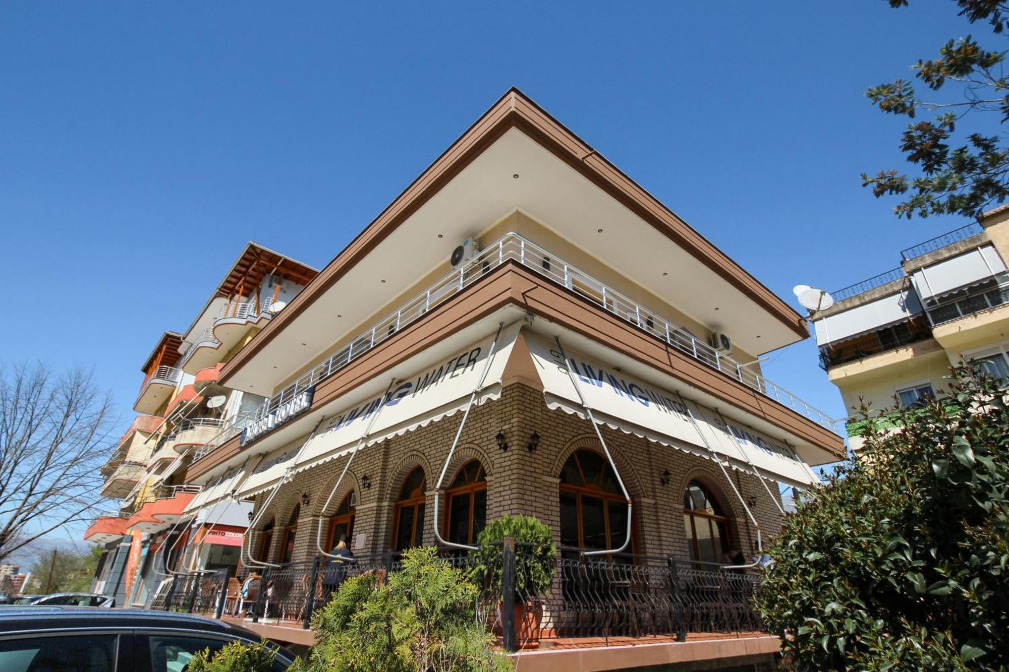 Bora Hotel Gjirokastër Exterior foto